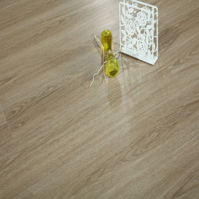 Unilin Click Lock Spc Flooring Деревянный цвет Пластиковый жесткий ядро Виниловый планка пол 4 мм Внутри