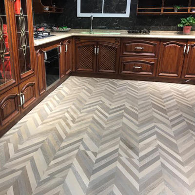 Luxury Wood Style SPC Flooring Natural Color Fishbone Herringbone Click Vinyl 4 мм-8 мм