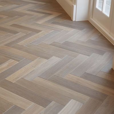 Прессованные U-Groove-V-Groove антистатические рыбьи кости ламинированные напольные плитки для гостиной