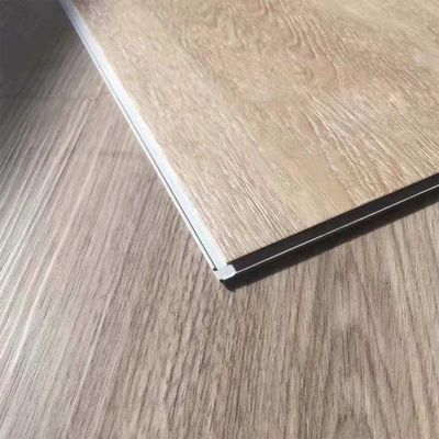 Система клика Unilin 4 мм 6,5 мм Herringbone PVC Виниловые плитки LVT Пол в цвете дерева