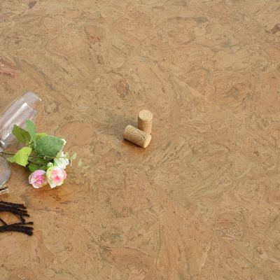 Экологически чистые кухни, покрывающие подкладку из акустического пробка деревянными плитками